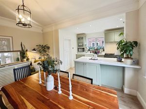 Dining- click for photo gallery